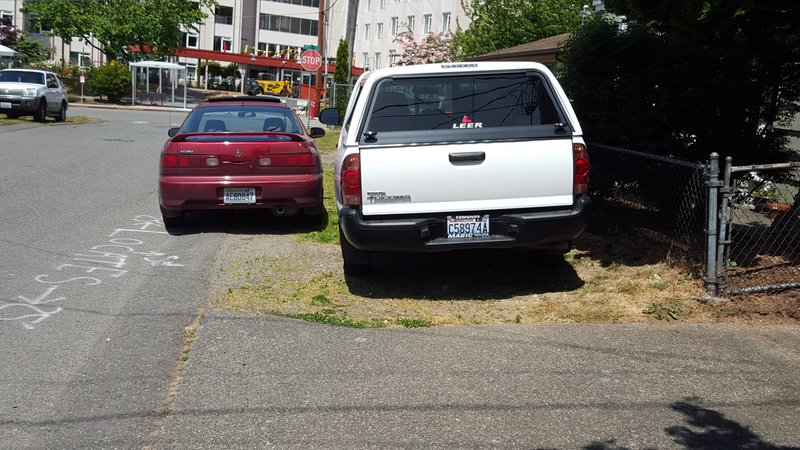 Illustration for article titled Bad parking, my street edition